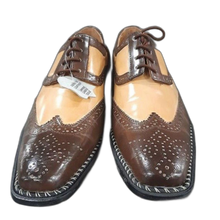 Load image into Gallery viewer, Fortune From Liberty Mens Brown Beige Leather Wingtip Oxford Dress Shoes US 7.5
