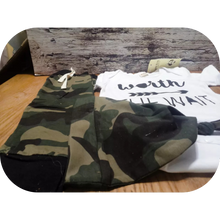 Load image into Gallery viewer, 3pcs Baby Letter Print Romper Camouflage Pants Hat Outfits Set Up to 21 Pounds