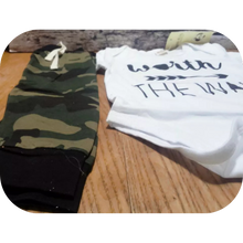 Load image into Gallery viewer, 3pcs Baby Letter Print Romper Camouflage Pants Hat Outfits Set Up to 21 Pounds