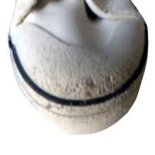 Load image into Gallery viewer, Winnie The Pooh Platform Shoes 90'S Size 8.5