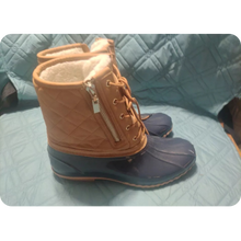 Load image into Gallery viewer, JustFab Women's Duck Boots Size 10 Tan Boots Just Fab Zipper & Lace up