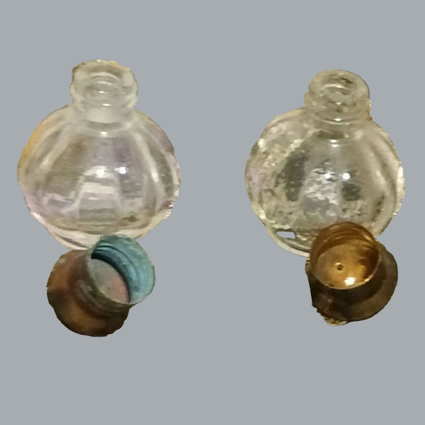 Vintage Mini Glass Salt Pepper Shakers Brass Tops Ribbed 1.5 x 1 in