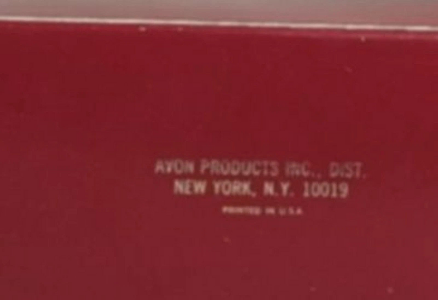 vintage vanity display Avon Charisma Perfumed Soap 3 Cakes 3oz Each Gift Box NOS