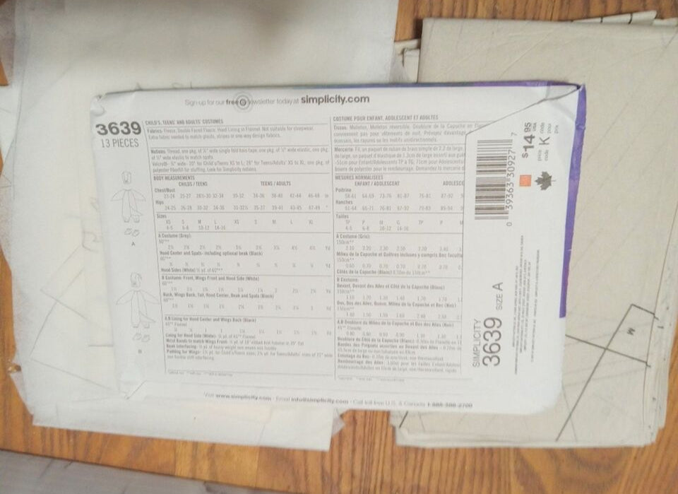 Simplicity 3639 Penguin Family Costume Patterns Child Teen Adult Size