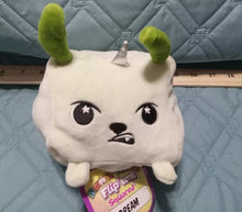 Load image into Gallery viewer, Moosh Moosh Plush Squared2 DREAM Blue Stars Flip'em Inside Out 4” Cute Soft