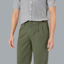 Load image into Gallery viewer, Buttoned Down Men's Athletic Fit Non-Iron Dress Chino Pant 31/34