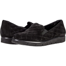 Load image into Gallery viewer, VANELi Juana Black Suede 11 N (AA)
