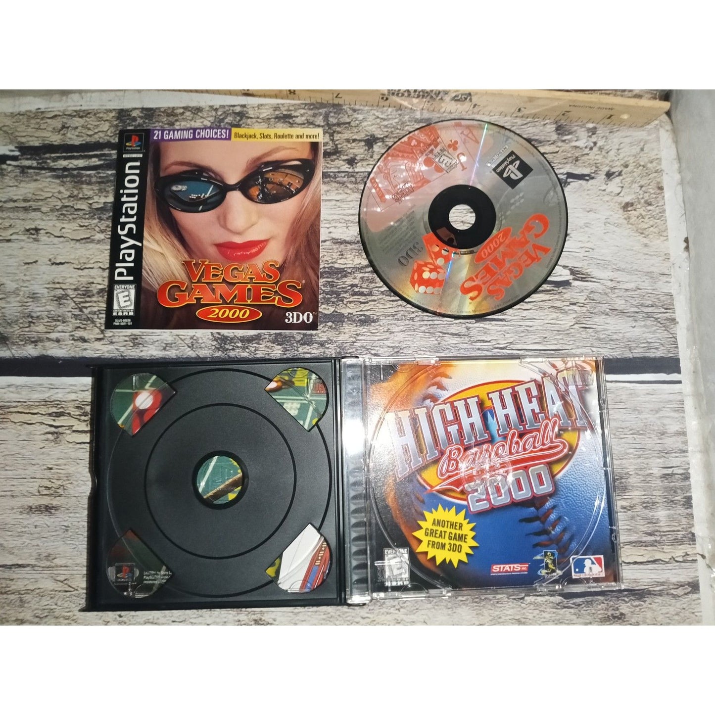 Vegas Games 2000 Sony PlayStation 1 1999 PS1 Complete CIB With Manual