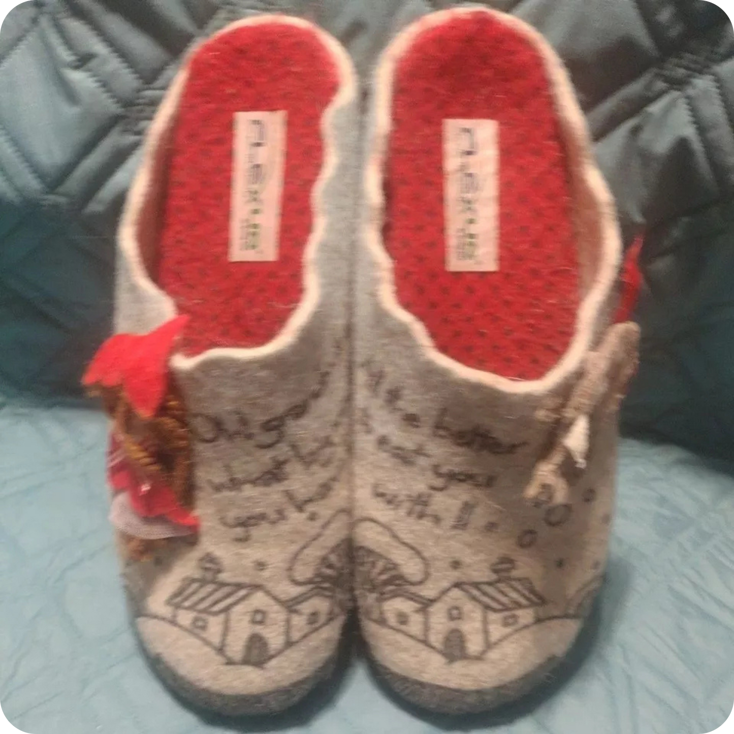 Spring Step Women’s Wool Little Red Riding Hood Fairy Tale Slippers Size 9