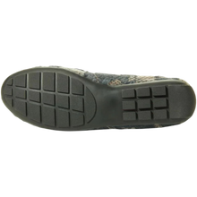 Load image into Gallery viewer, VANELi Albion Blue Kepri Hairy Calf/Navy Nappa 11 W (D) Moccasin
