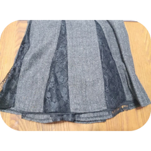 Load image into Gallery viewer, Worthington Skirt with Lace Inserts Size 8 Heather Gray
