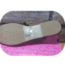 Load image into Gallery viewer, Sugar Women&#39;s Price Flat Thong Sandal with Ring Hardware Leopard 10

