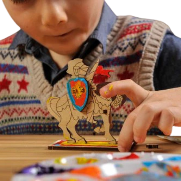 Natural Wood Knight 3D Wooden STEM Learning Coloring and Painting Model