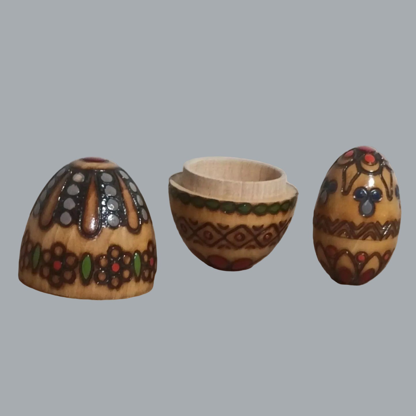 Vintage Russian hand painted wooden nesting Easter egg 3.5"