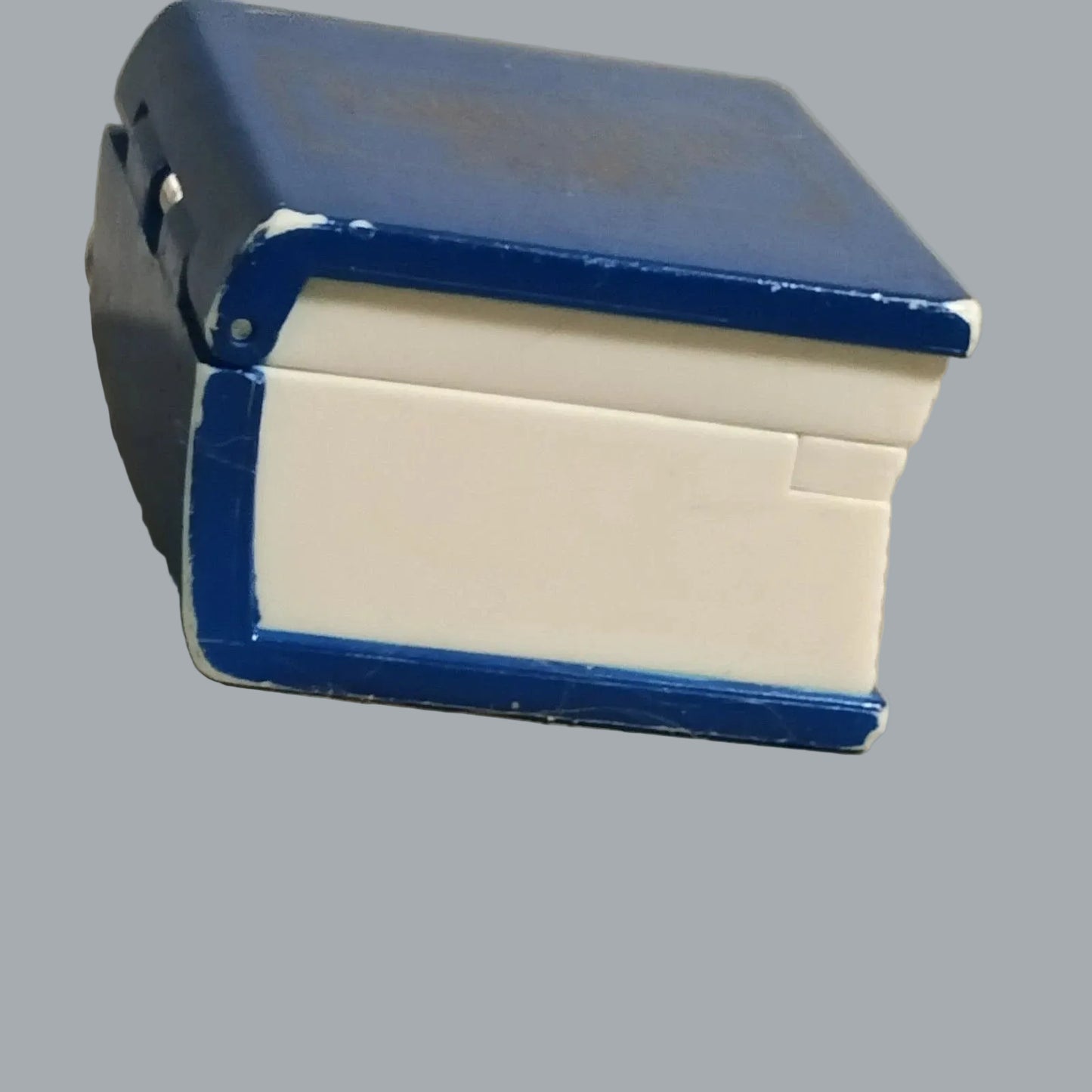 Smithsonian Washington DC Story Pop Up Book Keychain 1995