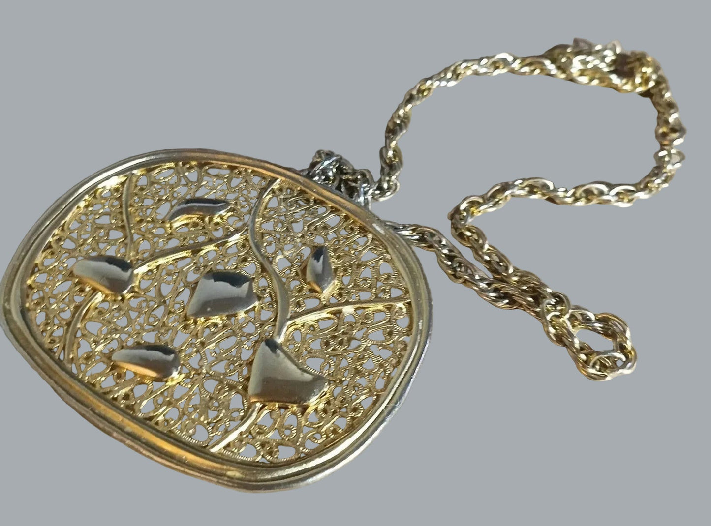 Vintage Goldtone Abstract Filigree Pendant Necklace 18” Large Oval