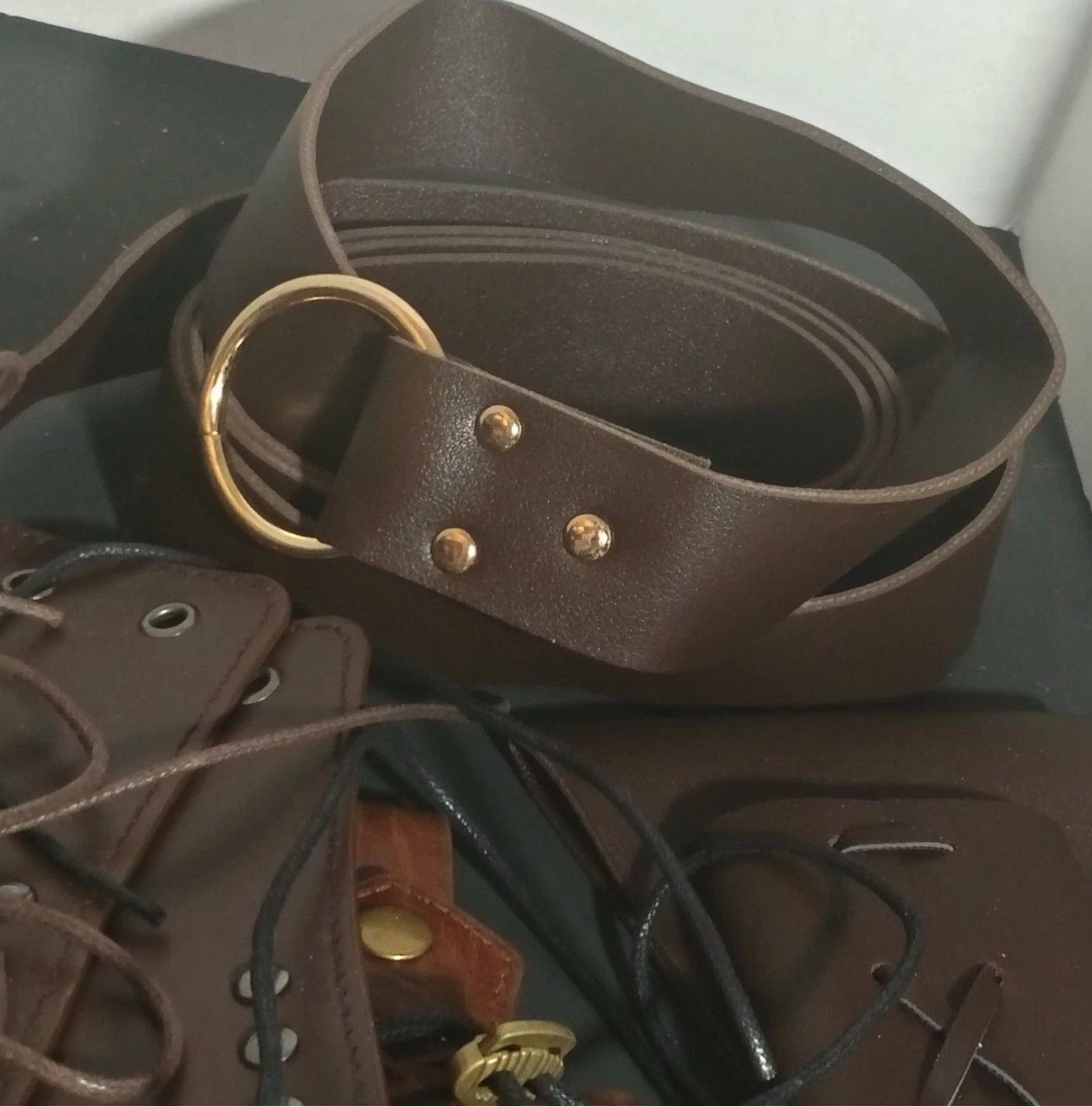 5pc Brown Faux Leather LARP Set Belt Pouch Scabbard + 2 Bracers NWT