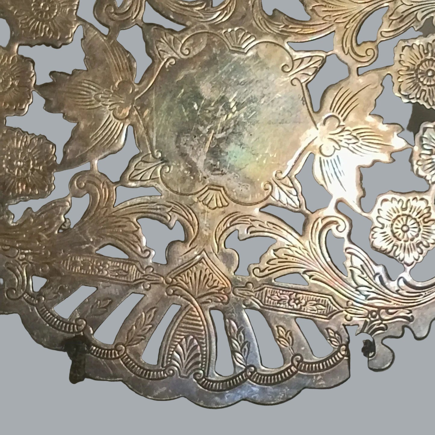 Wallace Silverplate 6.5" Trivet Hot Plate Ornate Pierced Floral Made USA