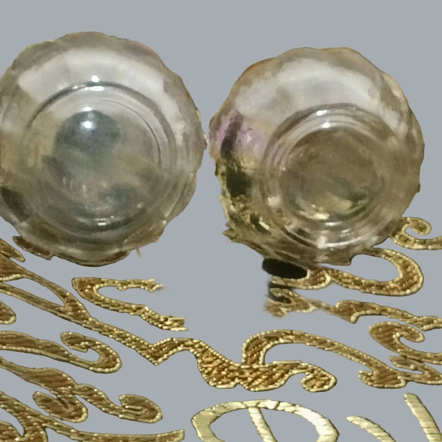 Vintage Mini Glass Salt Pepper Shakers Brass Tops Ribbed 1.5 x 1 in