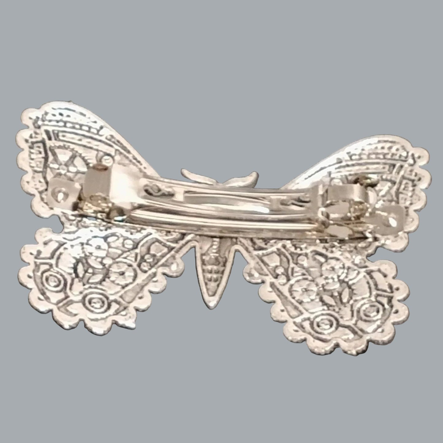 Butterfly Hair Barrette Detailed Mechanical Gears & a Beautiful Butterfly Shape