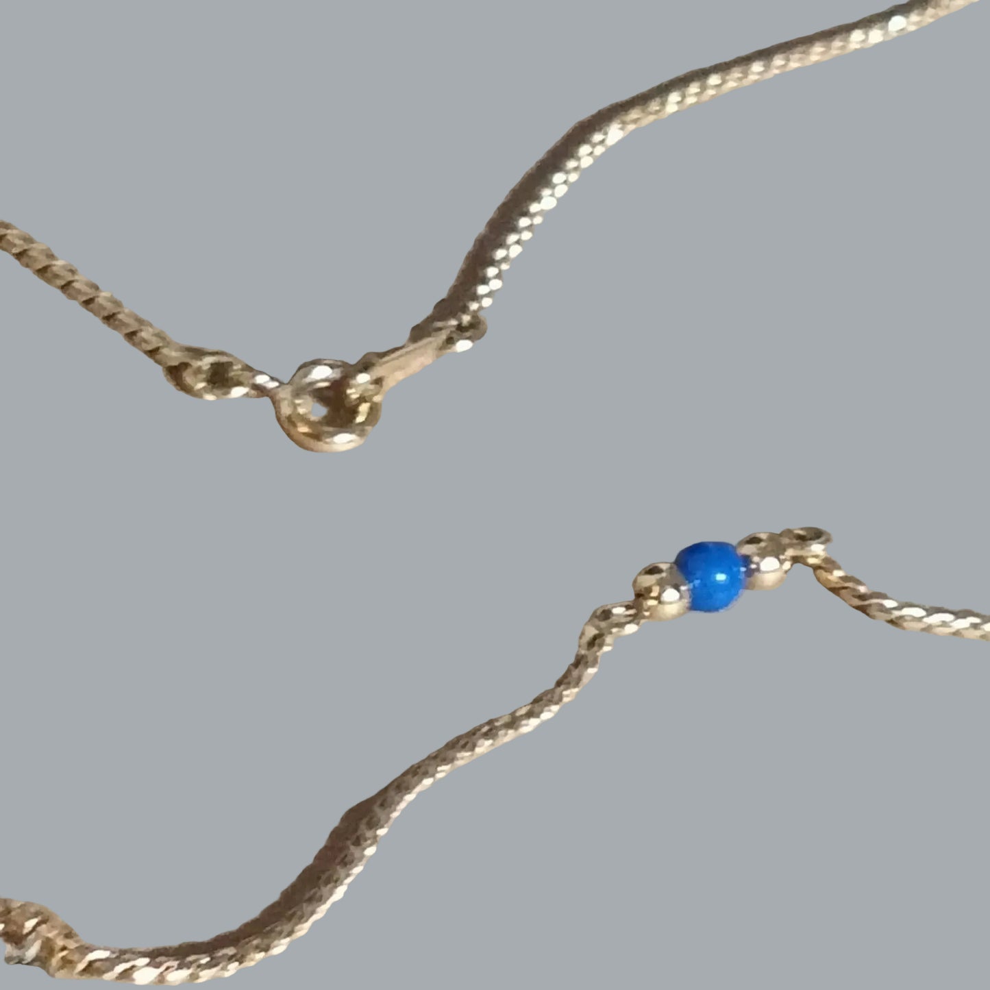 1980s Avon Goldtone Cloisonne Blue Oval Lily Flower Pendant Necklace 18"