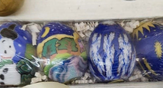 Vintage Hand Painted Egg Shaped Candle Gift Box Set of 4 Easter Holiday Decor
