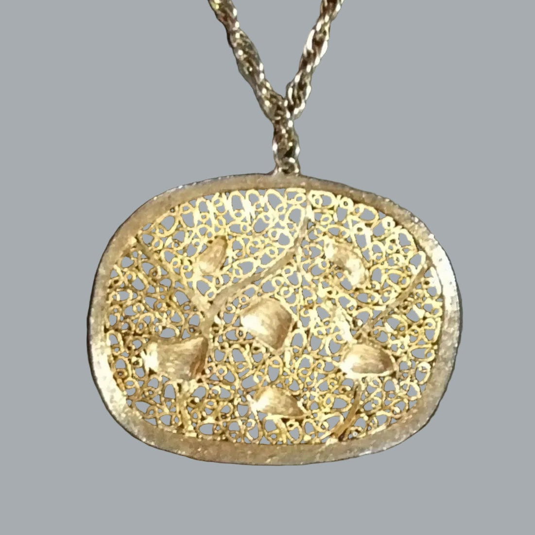 Vintage Goldtone Abstract Filigree Pendant Necklace 18” Large Oval