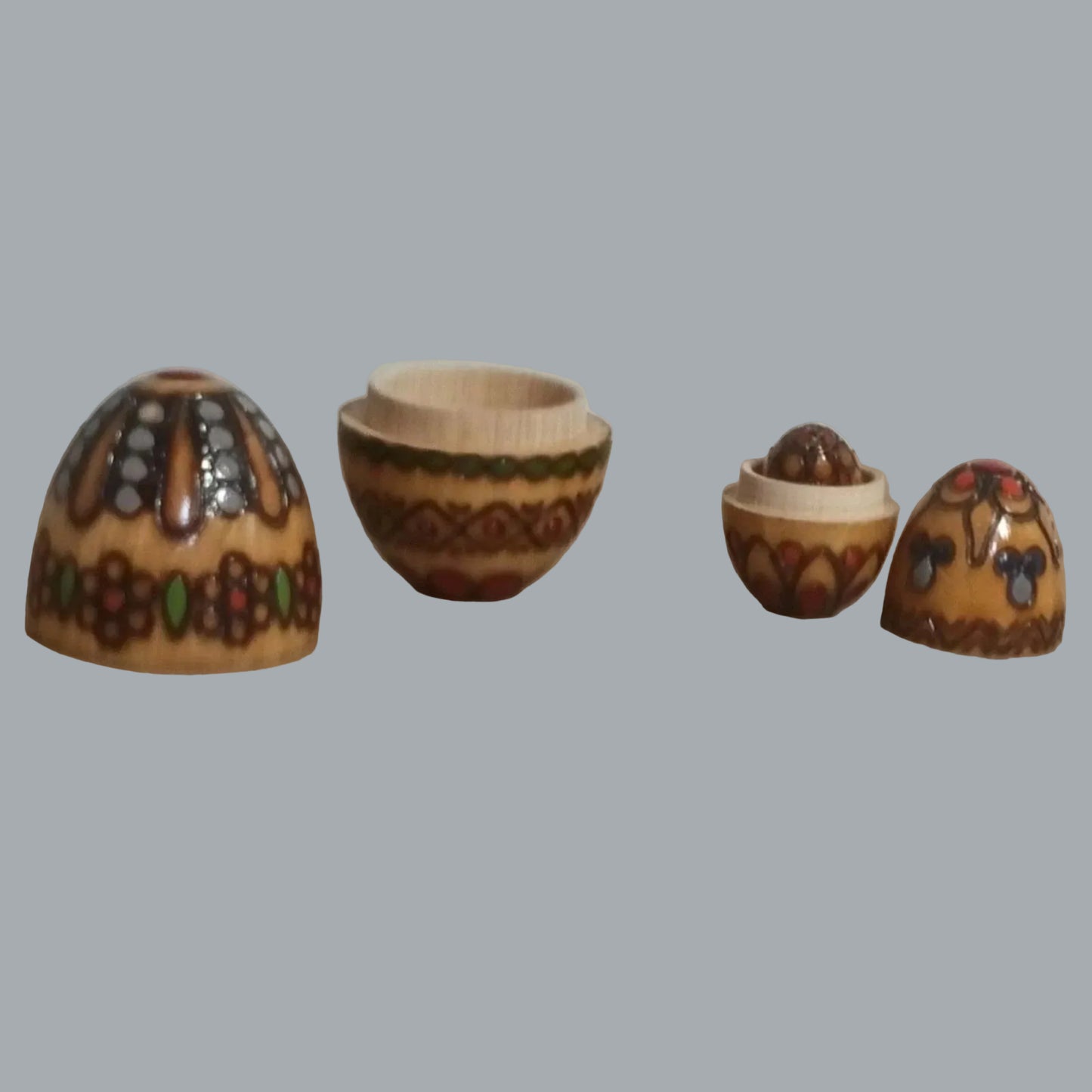 Vintage Russian hand painted wooden nesting Easter egg 3.5"