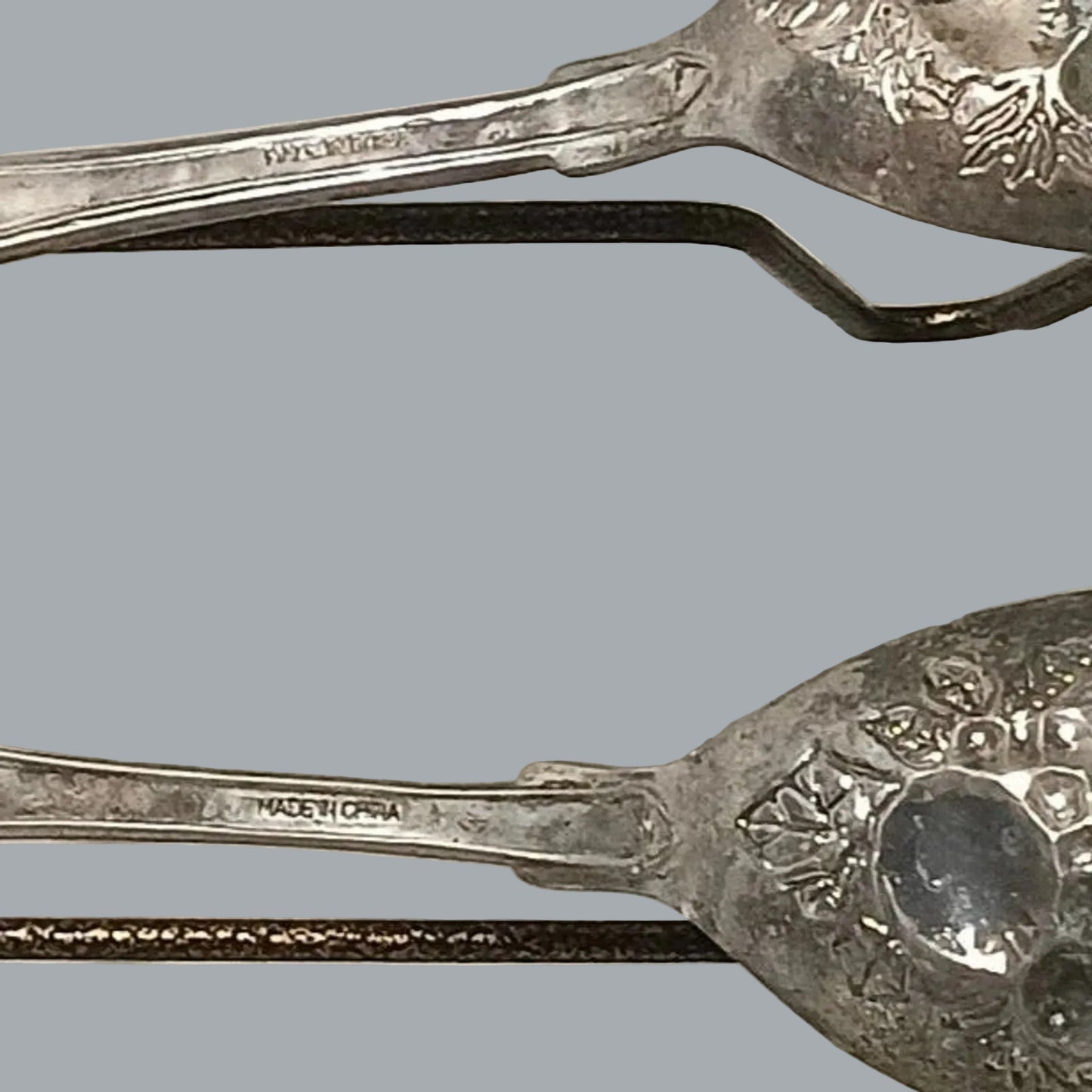 Made in China Engraved Fruit Motif Salad Servers Spoon & Fork 8.75”