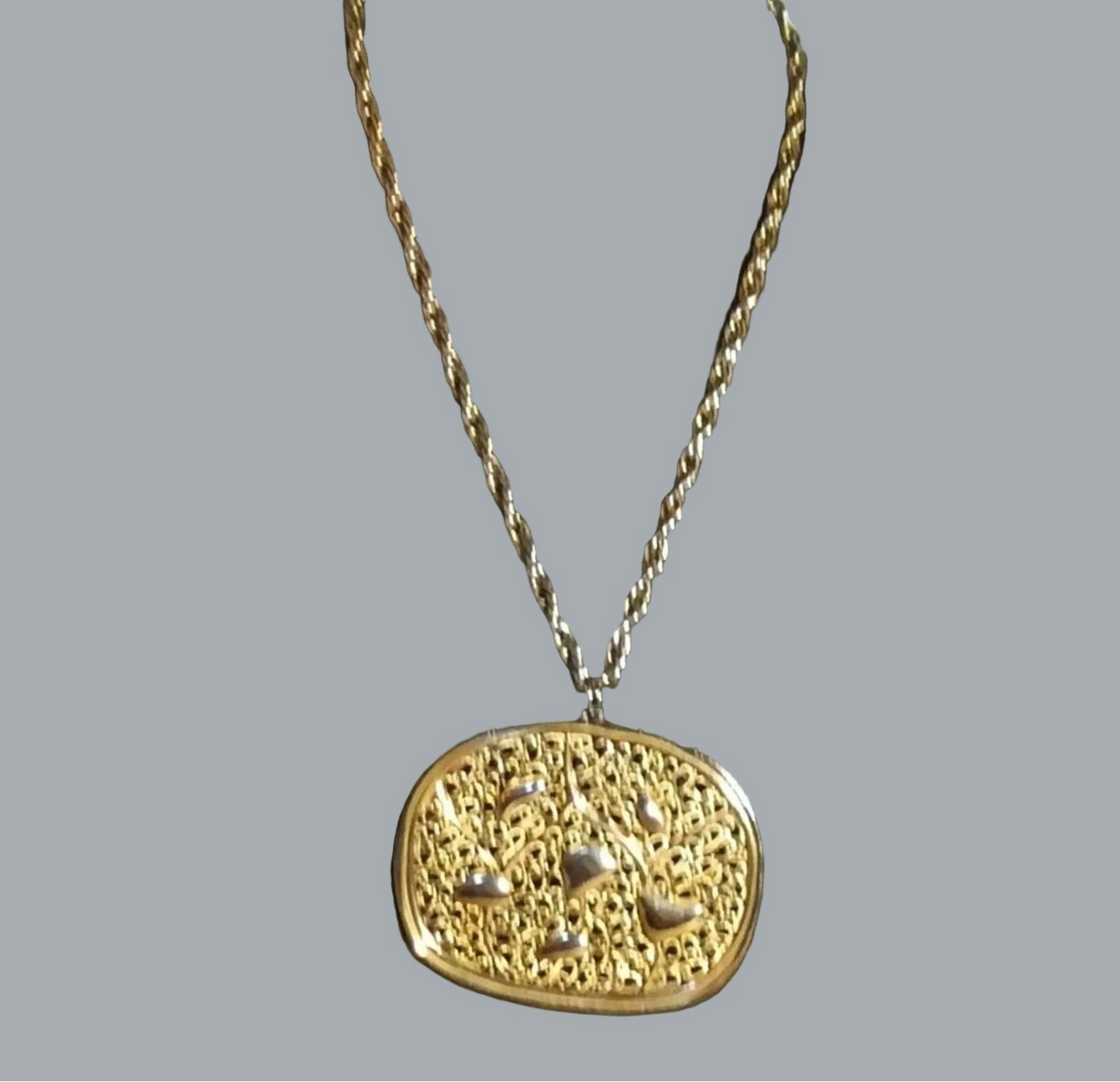 Vintage Goldtone Abstract Filigree Pendant Necklace 18” Large Oval