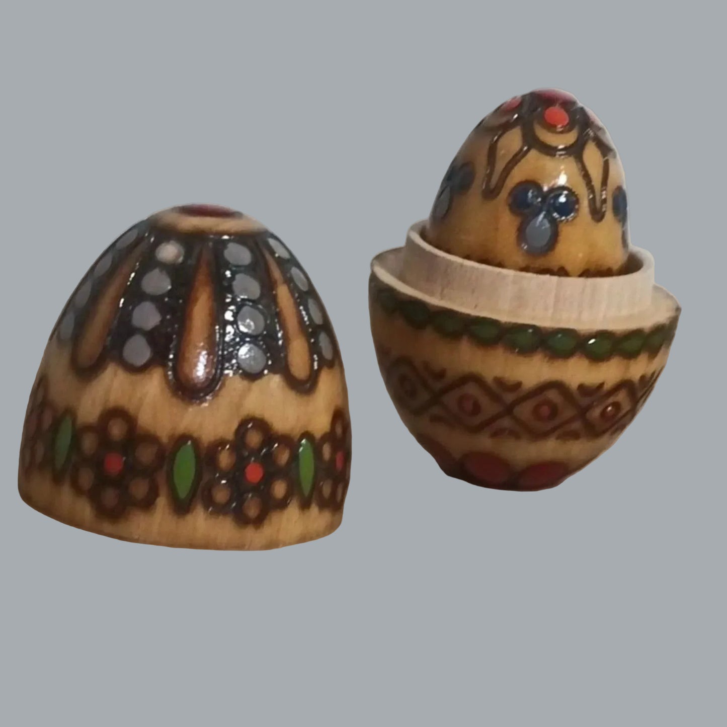 Vintage Russian hand painted wooden nesting Easter egg 3.5"