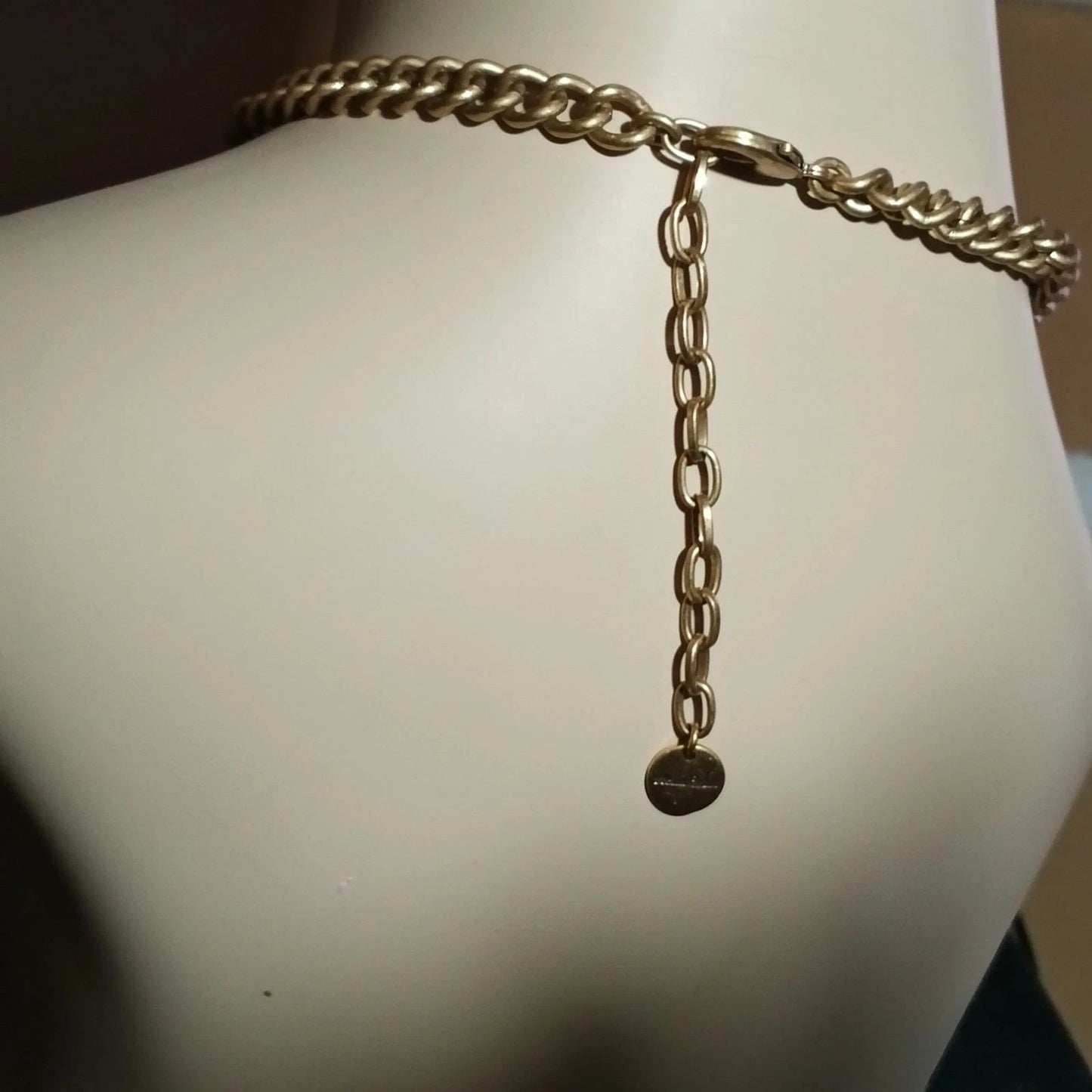 Stella & Dot Gold Tone Coral Red Fan Statement Necklace Chunky Chain