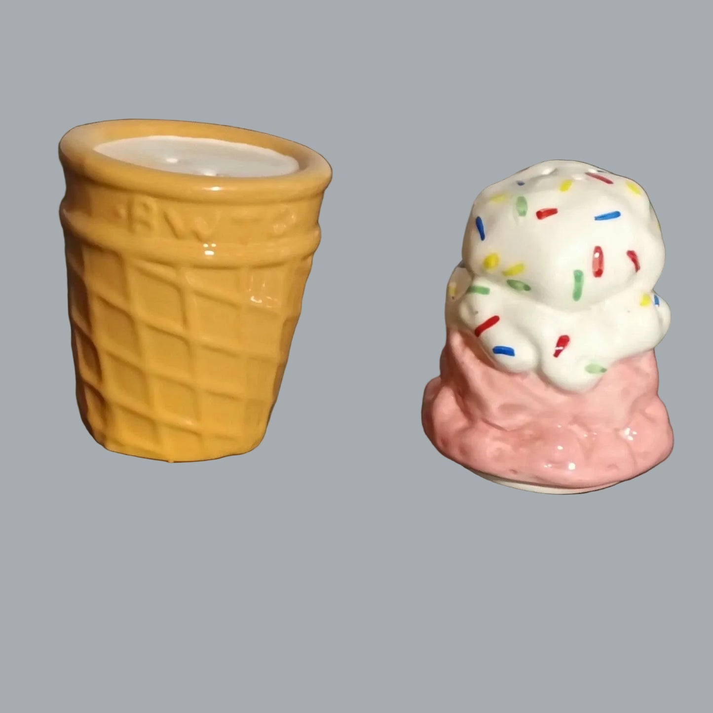 Ice Cream Cone Salt & Pepper Shakers Ceramic BWTC Pink Sprinkle Scoop