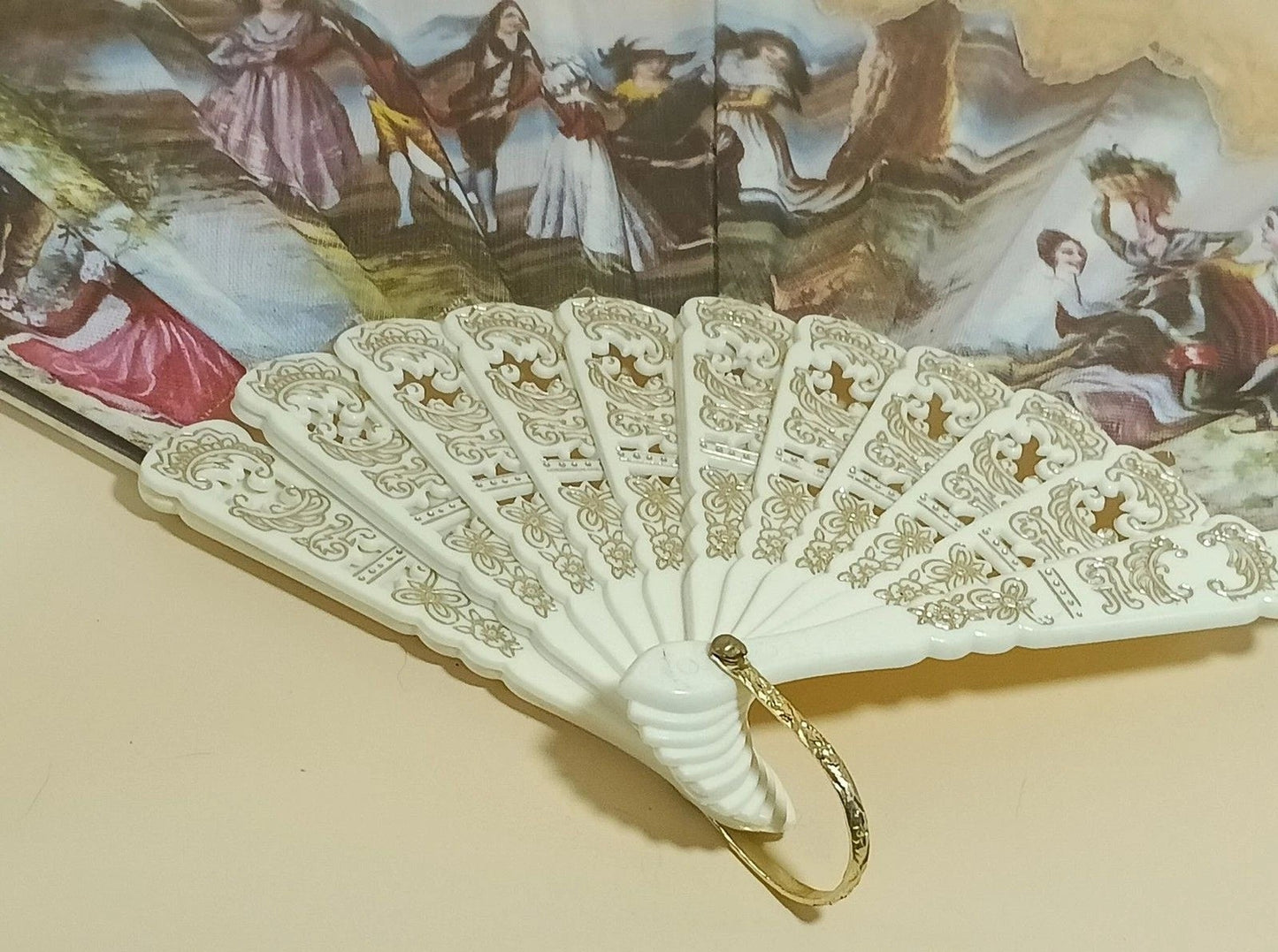 Vintage Style Lace Folding Hand Fan White & Gold Pastoral Scene 20"