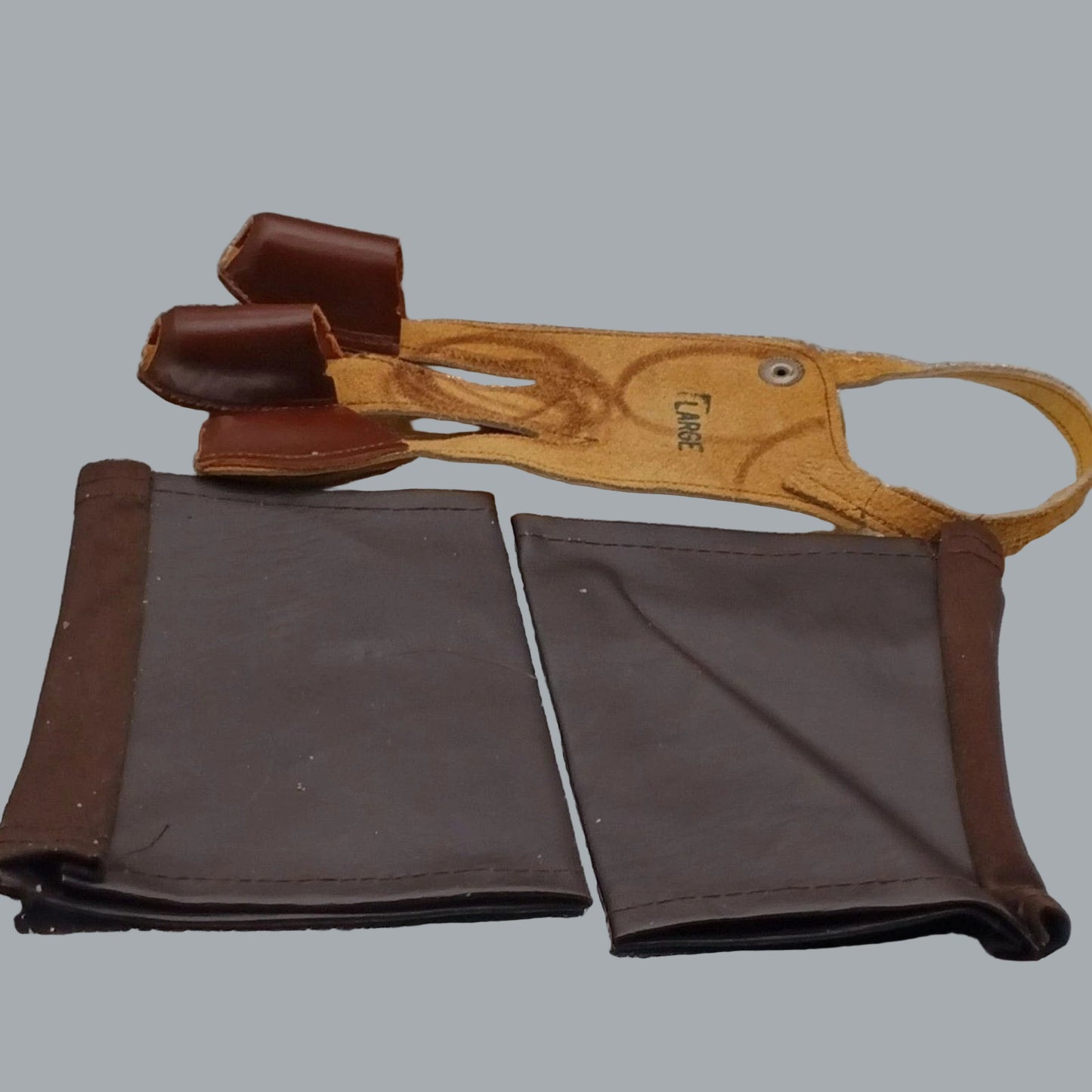 Vintage Brown 3-Finger Archery Glove & Leather Arm Guard Wrist Cuffs Set