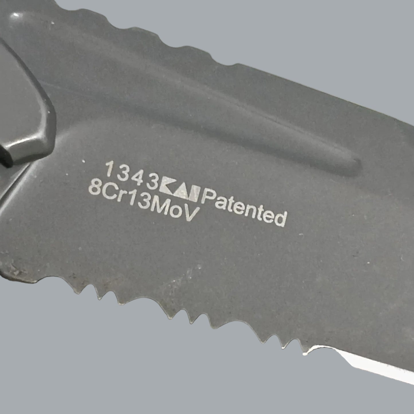 Kershaw Assisted Open Pocket Knife 8Cr13MoV Part Serrated 3.5" Blade
