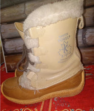Load image into Gallery viewer, Sorel Nanook Snow Winter Tan Leather Wool Liners Lace Up Boots WOMENS GB 5 US 7
