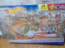 Load image into Gallery viewer, Hot Wheels 2023 Advent Calendar 8 Hot Wheels Cars &amp; 16 Accessories &amp; Playmat Box
