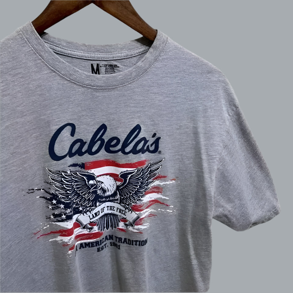 Cabela's Patriotic T-Shirt Men's M Gray "Land of the Free" an American Tradition