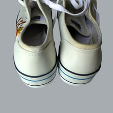 Load image into Gallery viewer, Winnie The Pooh Platform Shoes 90&#39;S Size 8.5
