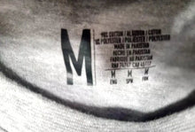 Load image into Gallery viewer, Cabela&#39;s Patriotic T-Shirt Men&#39;s M Gray &quot;Land of the Free&quot; an American Tradition
